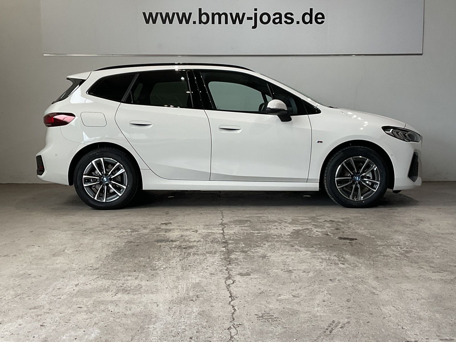 Fahrzeugabbildung BMW 225e xDrive Anhängerkupplung, Adaptives M Fahrwe