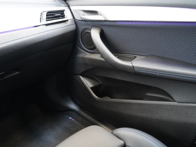 Fahrzeugabbildung BMW X2 sDrive 20 i M Sport LED/HEADUP/KEYLESS/KAMERA