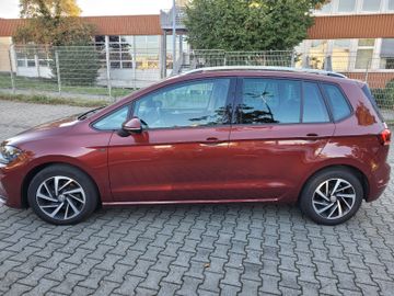 Volkswagen Golf - 8