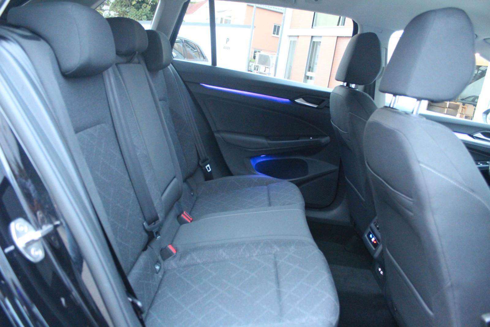 Volkswagen Golf VIII Var Life/DSG/Navi/ACC/PDC/SHZ/LED/Kam., миниатюра 26
