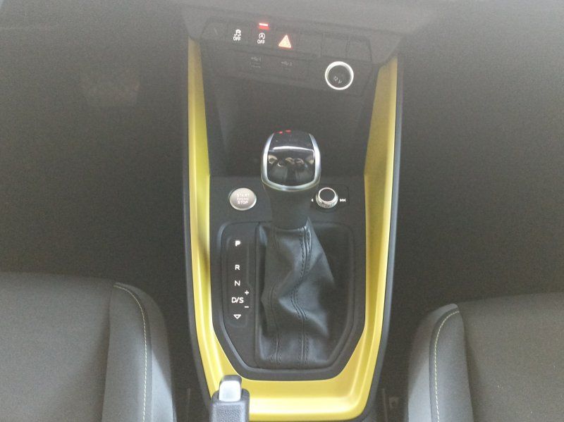 Fahrzeugabbildung Audi A1 Sportback 1,0 TFSI edition one S-tronic S-Lin