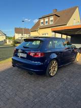 Audi S3 S-tronic  - Audi S3 mit Benzin-Antrieb