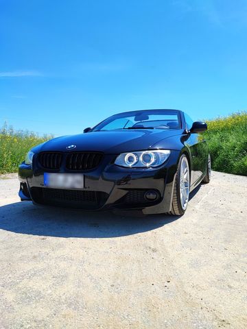 BMW E93 330i LCI