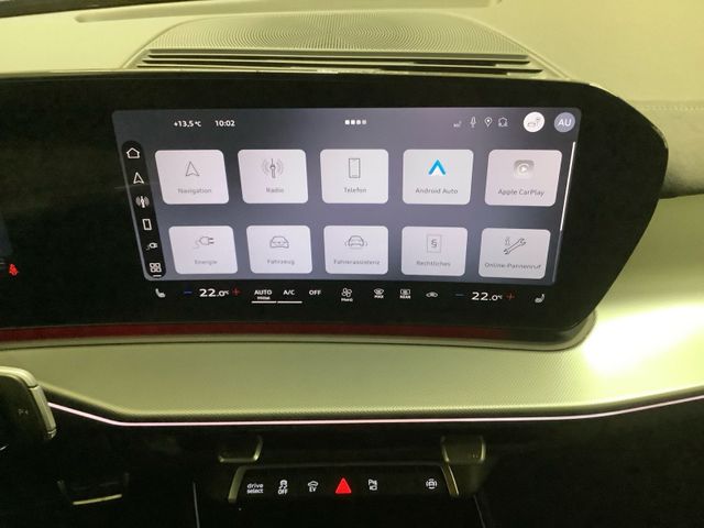 Q3 SUV e-hybrid +Sline+ACC+TechPlus+LEDPlus