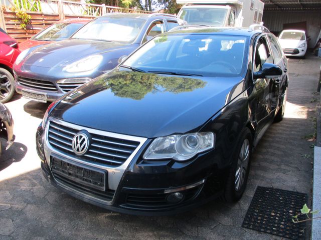 Volkswagen Passat 2.0 TDI Variant Highline -2-Navi-Leder-