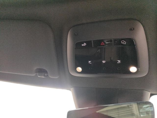 VOLVO EX30 (Bild 21 von Array)