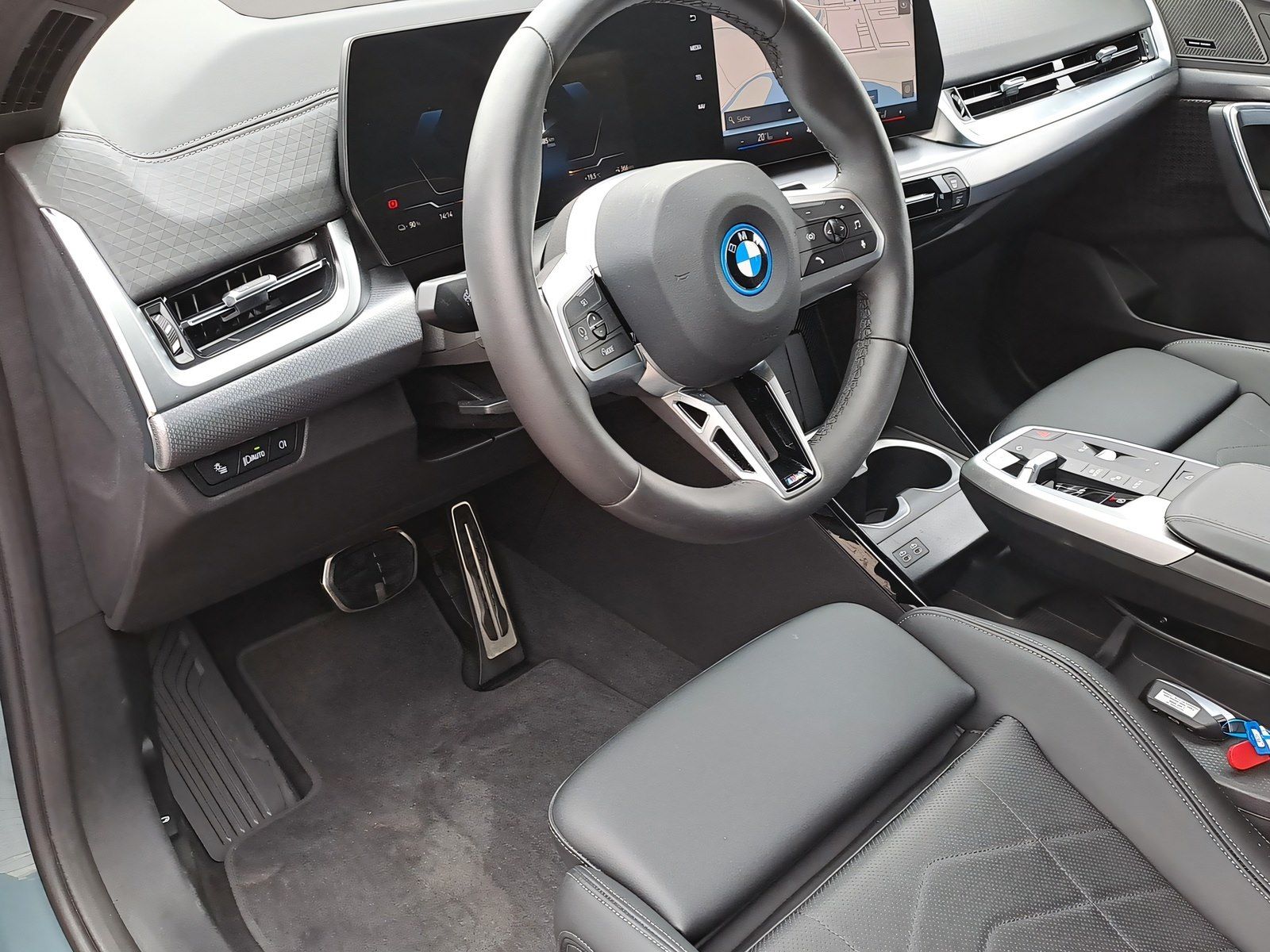 BMW iX2 - Bild 4