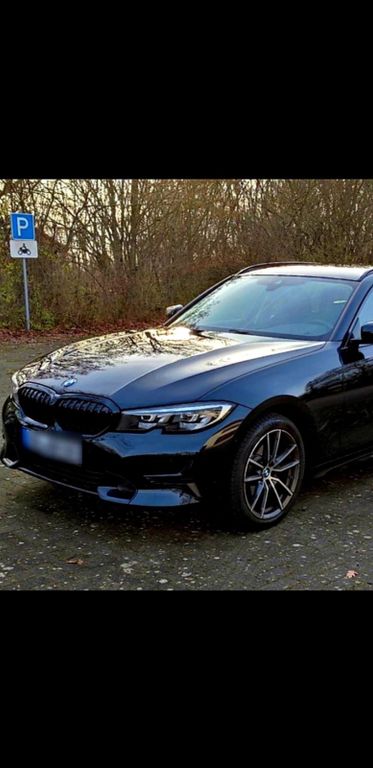 Image of BMW 320