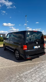 Volkswagen T5 Multivan 2.0 TDI BlueMotion  - Volkswagen T5: 2.0