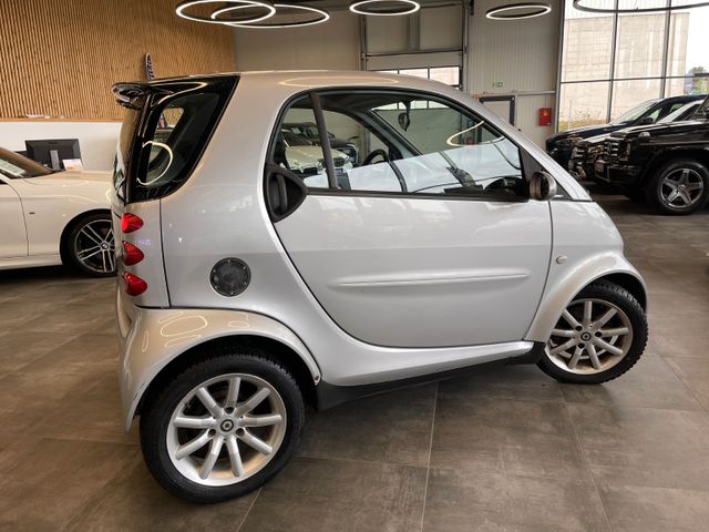 MYAUTOCENTER – Gebraucht- und Jahreswagen mit Werkstattservice in Pfaffenhofen Smart ForTwo fortwo coupe Basis *Radio*Klima*