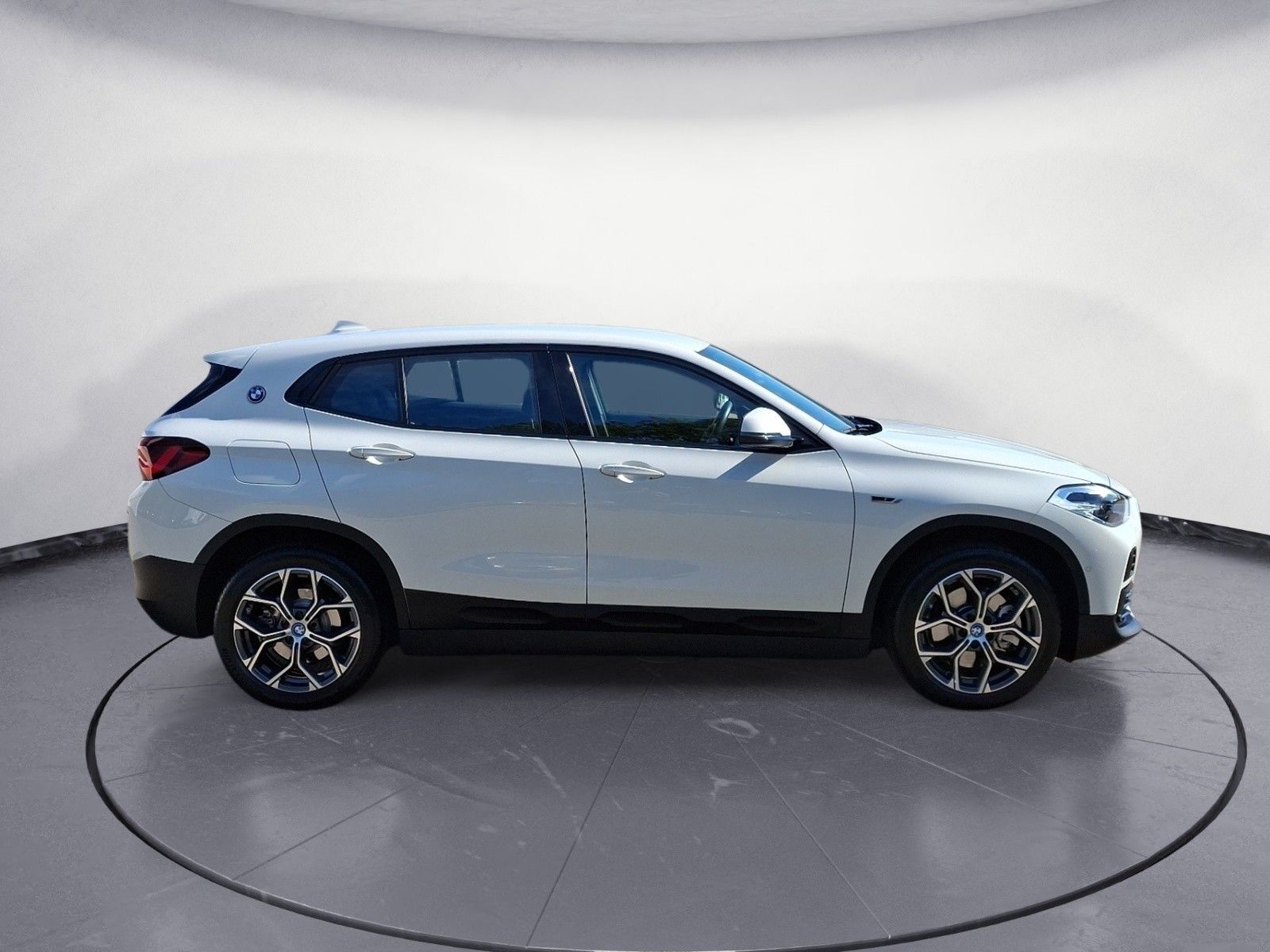 BMW X2 xDrive25e Edition Gold Play Steptronic Navi S foto 7