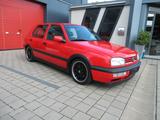 Volkswagen Golf 3 GTI Colour Concept Klima H Zulassung - Volkswagen Golf aus 1995: GTI