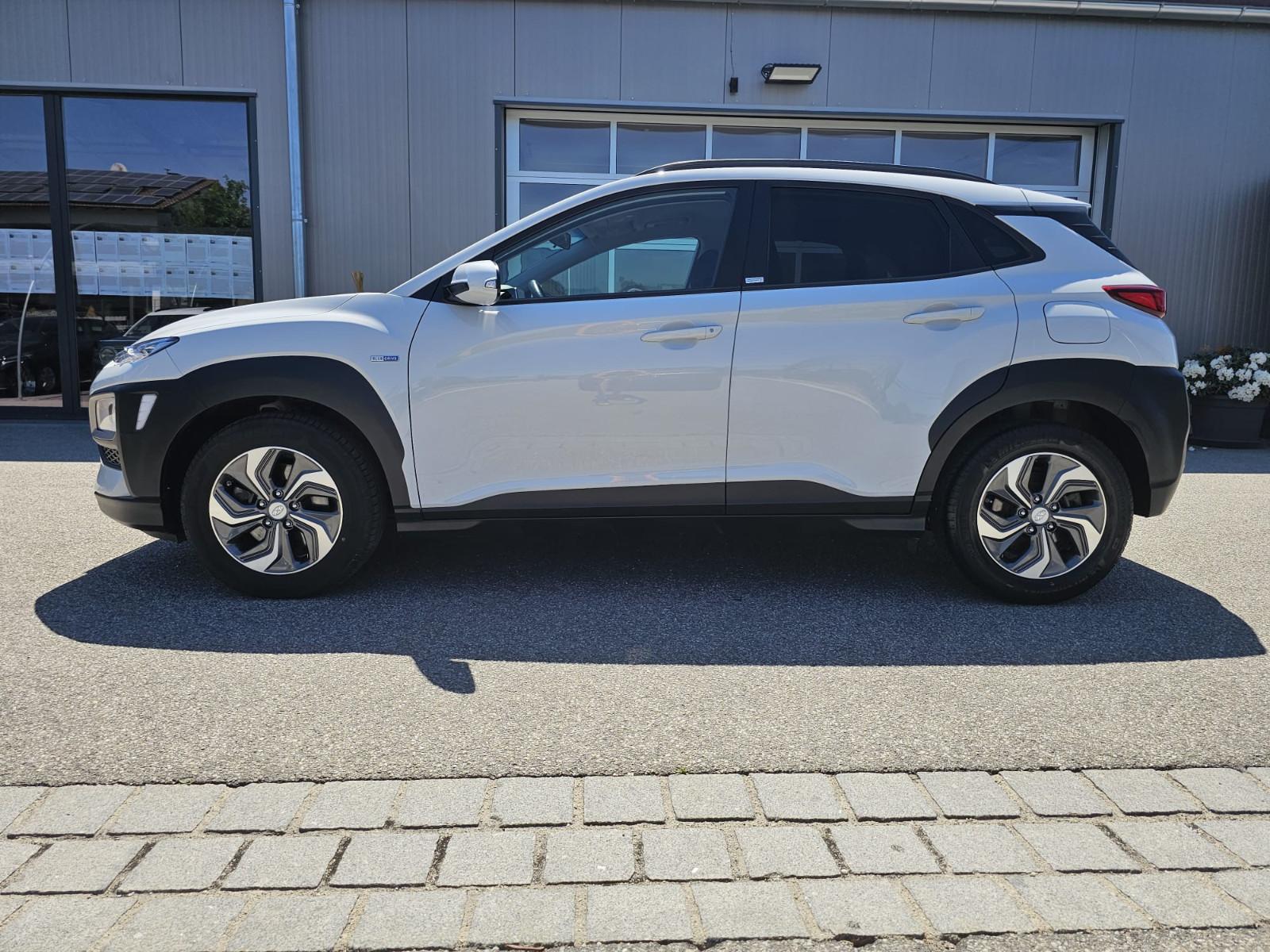 Hyundai Kona Advantage Hybrid 2WD NAVI*KAM*8xREIFEN*SHZ*