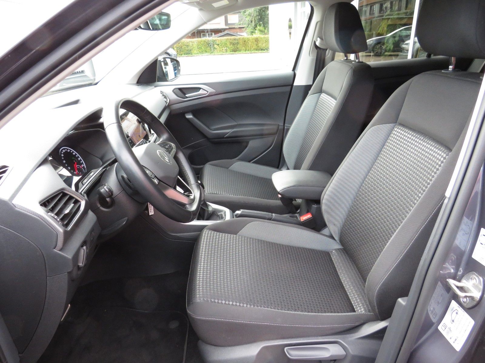 Fahrzeugabbildung Volkswagen T-Cross Active DSG ACC NAVI APP-CONNECT