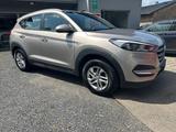 Hyundai Tucson 1.6 2WD KAMERA/NAVI/PDC/SHZ/TEMP/AHK - Hyundai TUCSON in Aachen