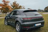 Porsche Macan | Garantie | Sommer- & Winterreifen  - Porsche Gebrauchtwagen in Stuttgart