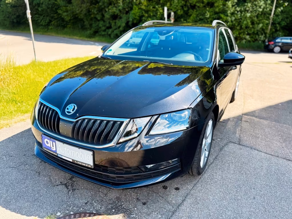 Skoda Octavia Combi Clever  *DSG*NAVI*LED*SHZ*