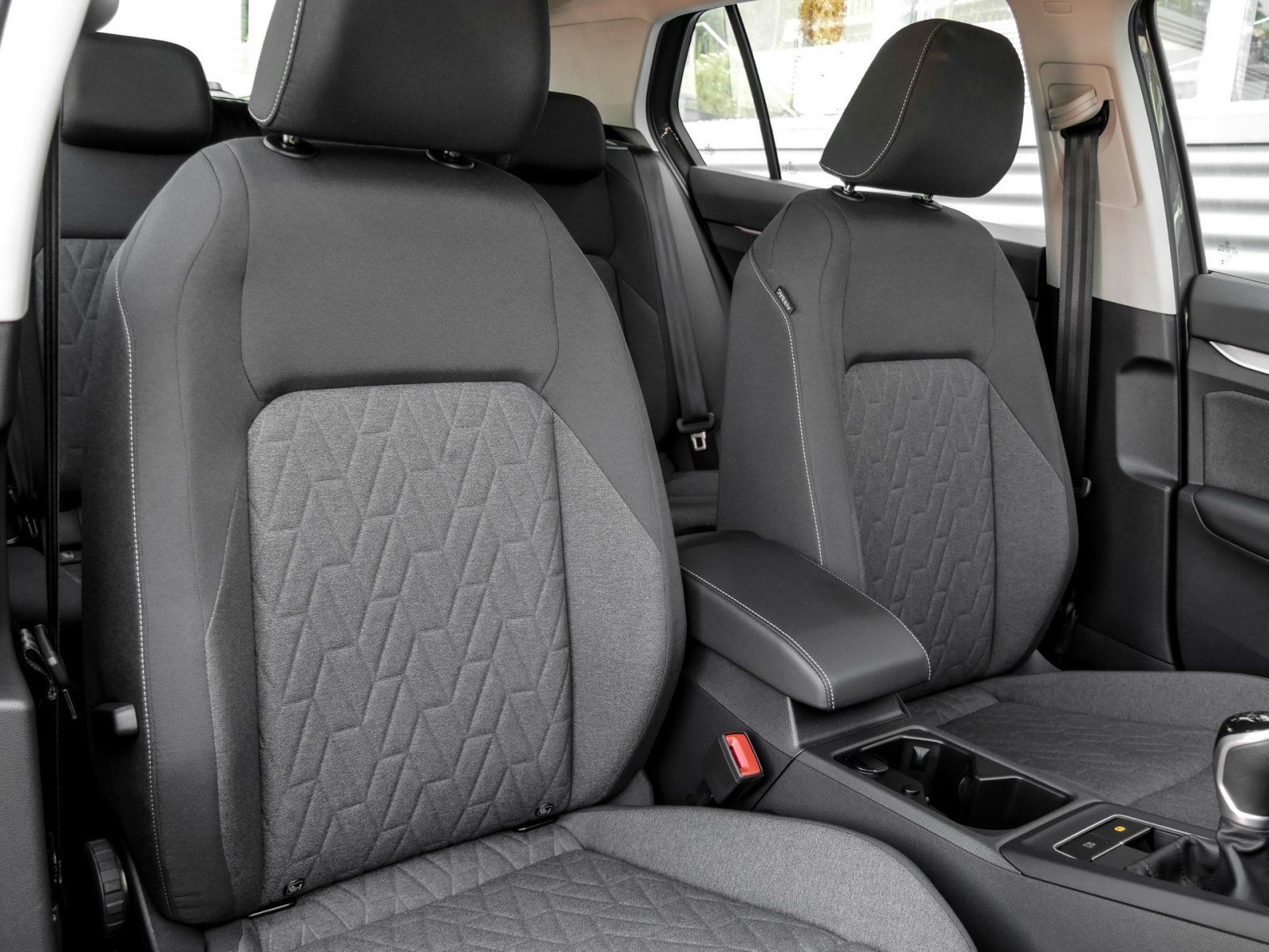 Volkswagen Golf - Bild 7
