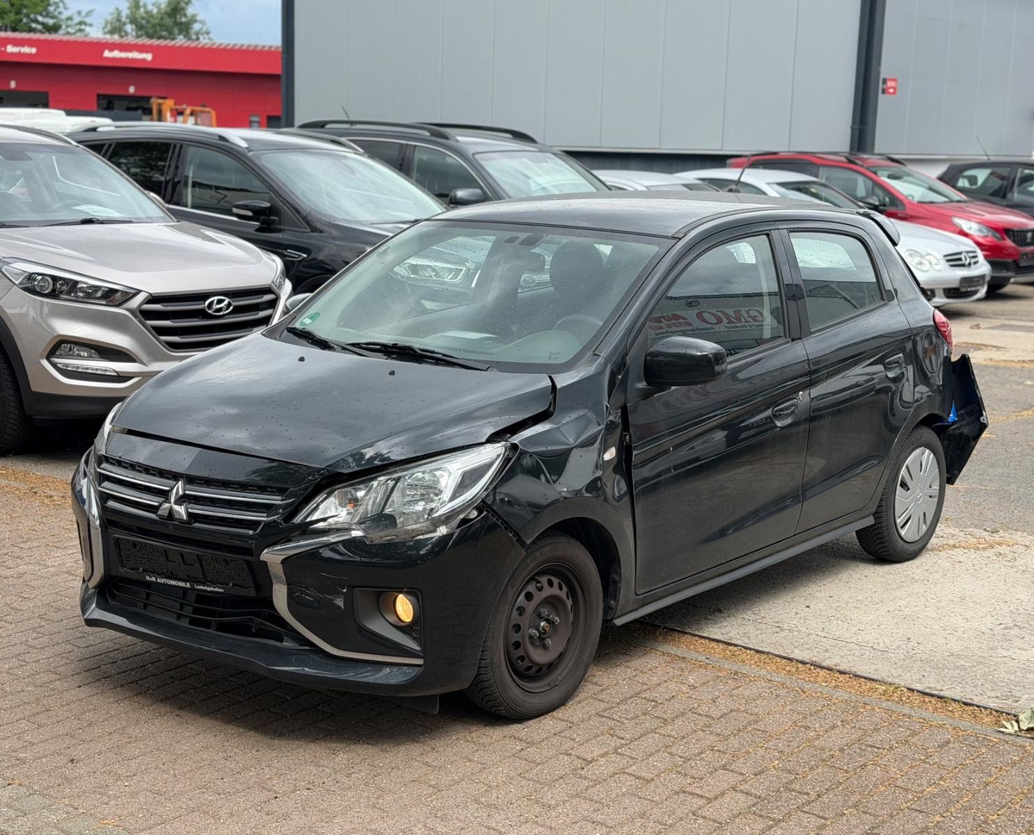 Mitsubishi Space Star Select*1-HAND*