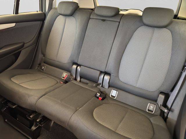 Fahrzeugabbildung BMW 220 Gran Tourer Automatik+Kamera+Pano+ACC+HUD