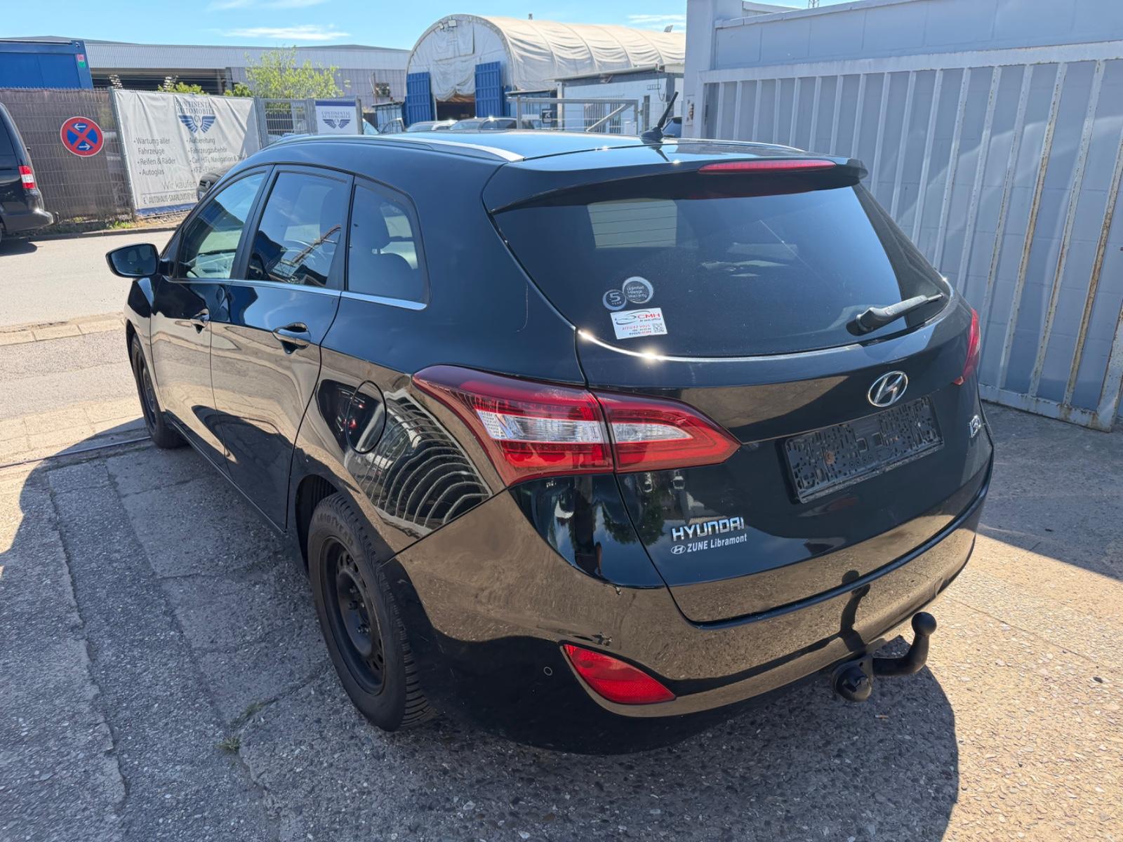 Hyundai i30 2015 — photo 6