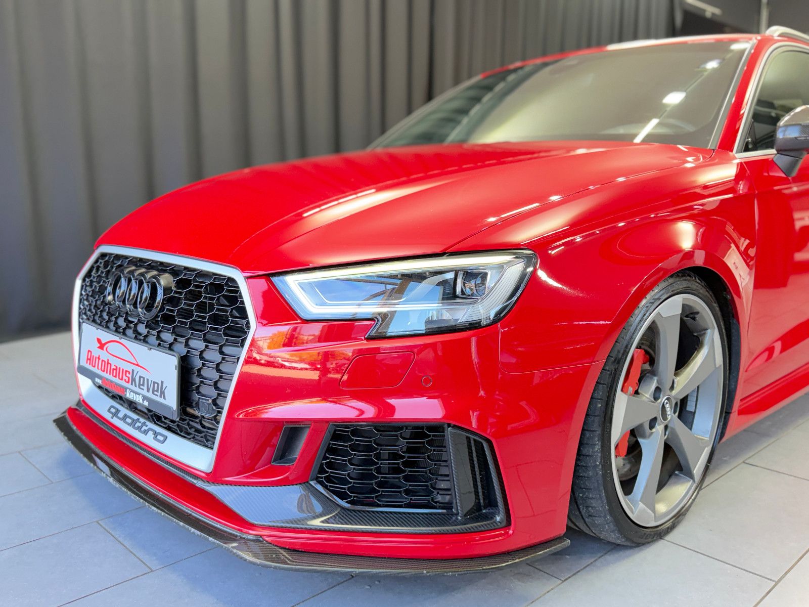 Fahrzeugabbildung Audi RS3 Sportback 2.5 TFSI|EVENTUR|BTMIRS-SITZ|B&O|
