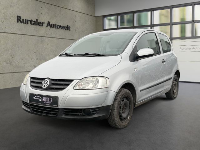 Volkswagen Fox Basis *WINTERREIFEN *TÜV*