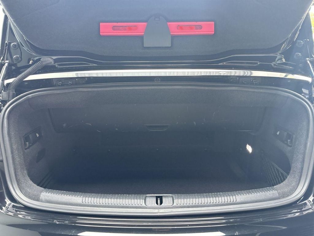 Fahrzeugbild 11