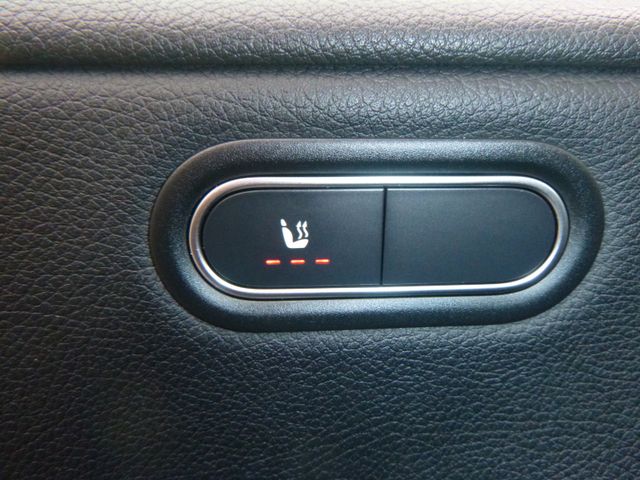 Fahrzeugabbildung Mercedes-Benz A 180 Limousine >NAV/LED/KAM/PDC/SHZ<