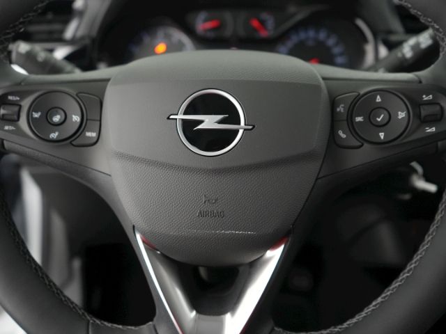 Corsa F FACELIFT+LED LICHT+RÜCKFAHRKAMERA+SITZ-/