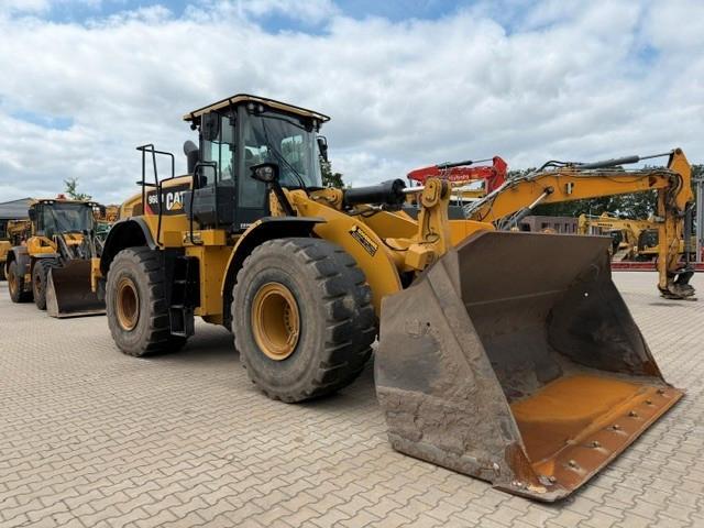 CAT 966 M