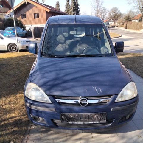 Opel Combo Tour Edition