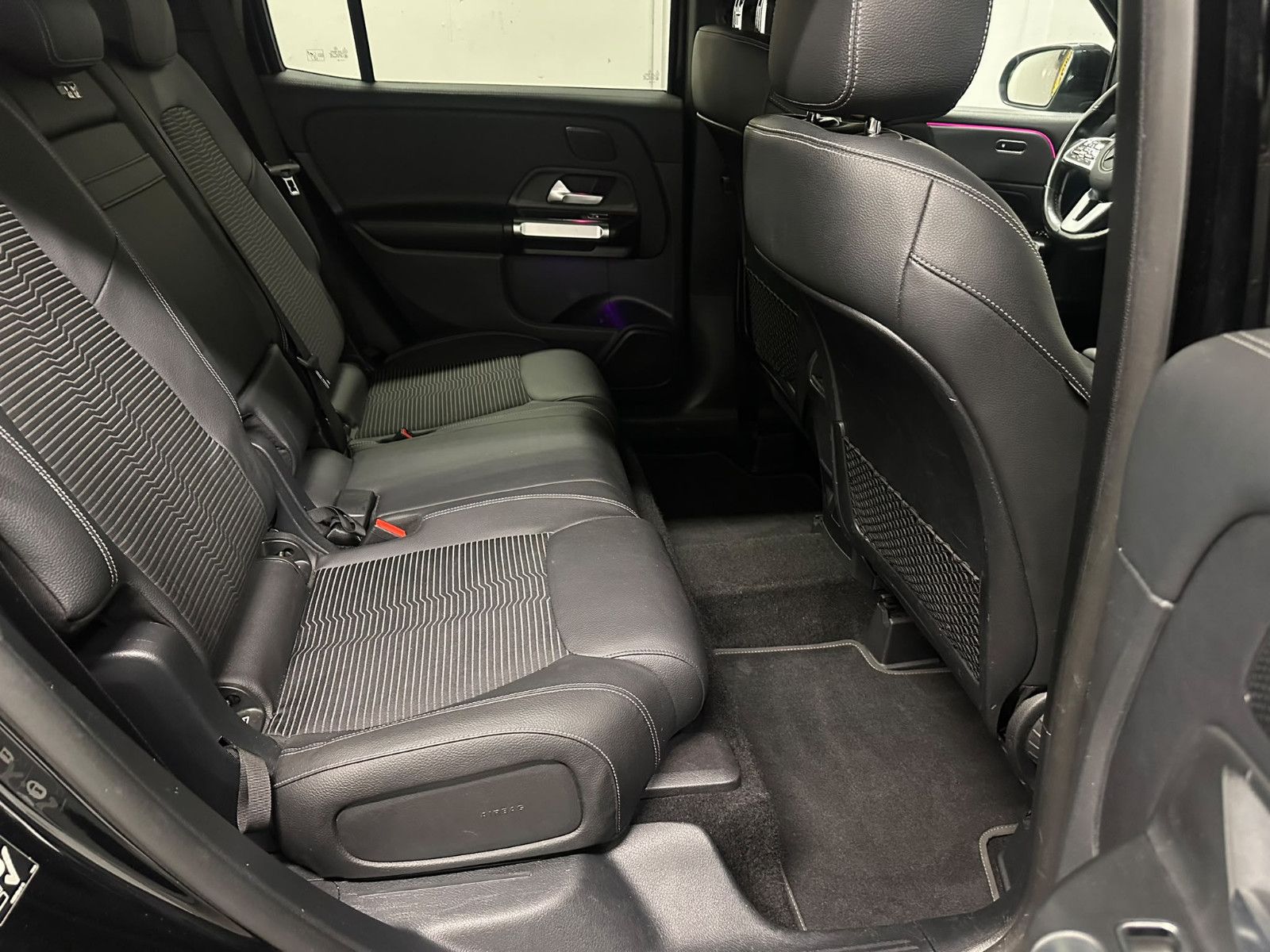 Fahrzeugabbildung Mercedes-Benz GLB 200 d 4MATIC DCT*NIGHT*AHK*KEYLESS*