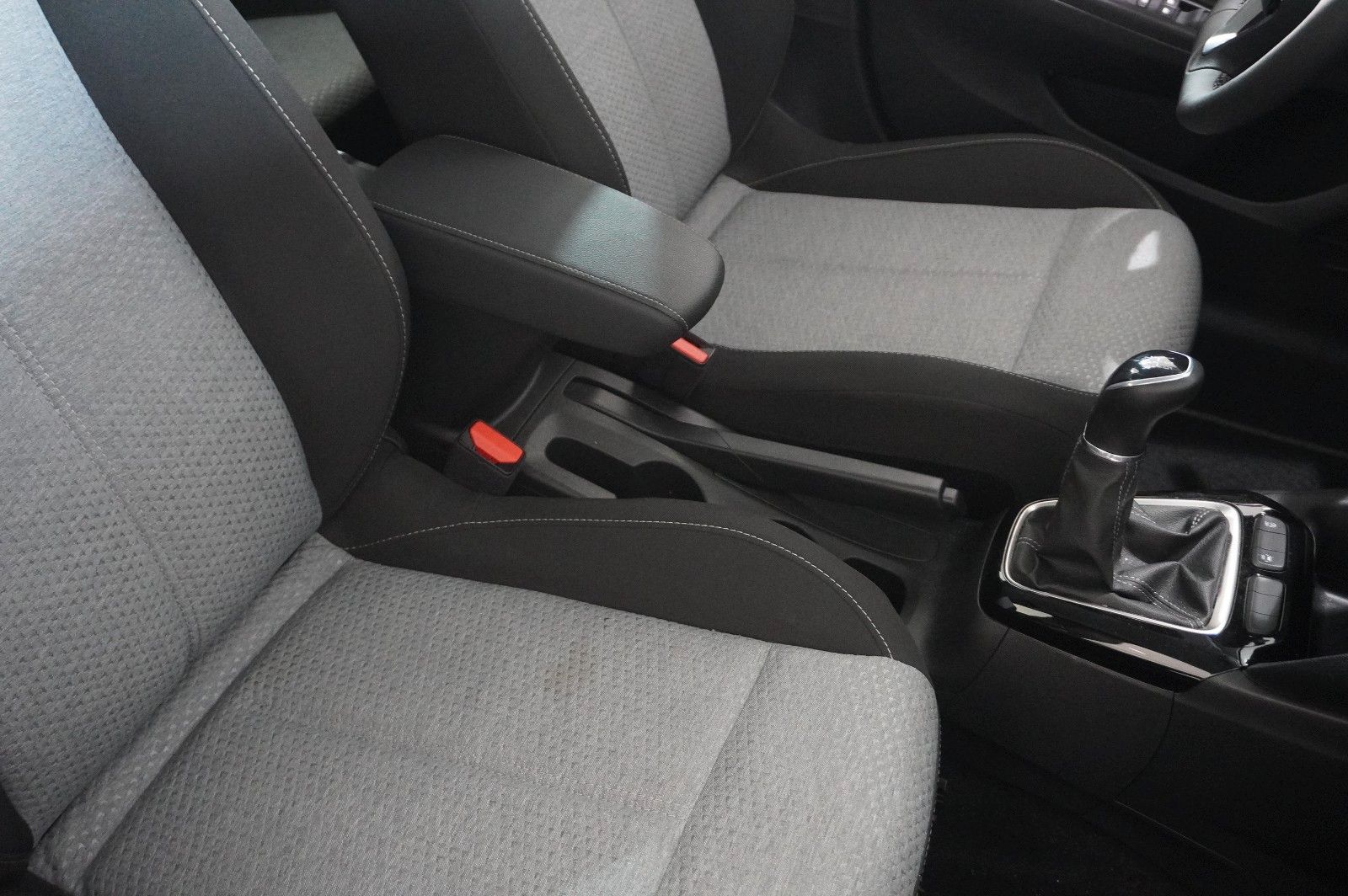 Fahrzeugabbildung Opel Corsa F 1.2 FACELIFT NAVI/LED/KAMERA/VIRTU./DAB+