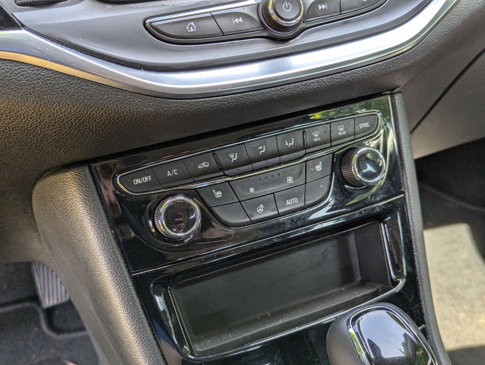 OPEL Astra 1.5 CDTI Aut. Elegance Navi LED Kamera - Image 15