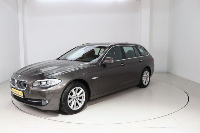 BMW 520 i Touring * Xenon * Navigation
