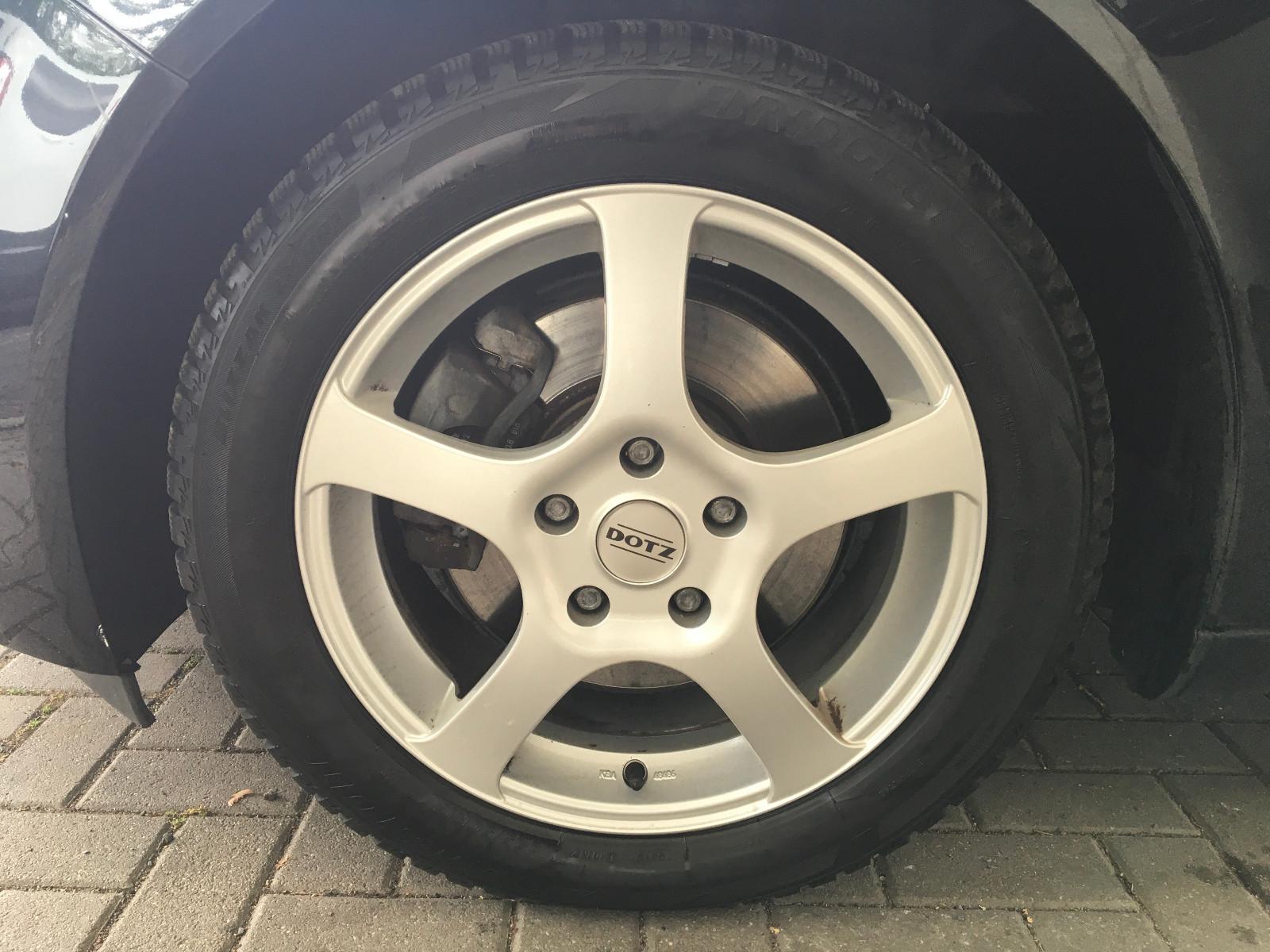Opel Insignia 2012 — photo 32