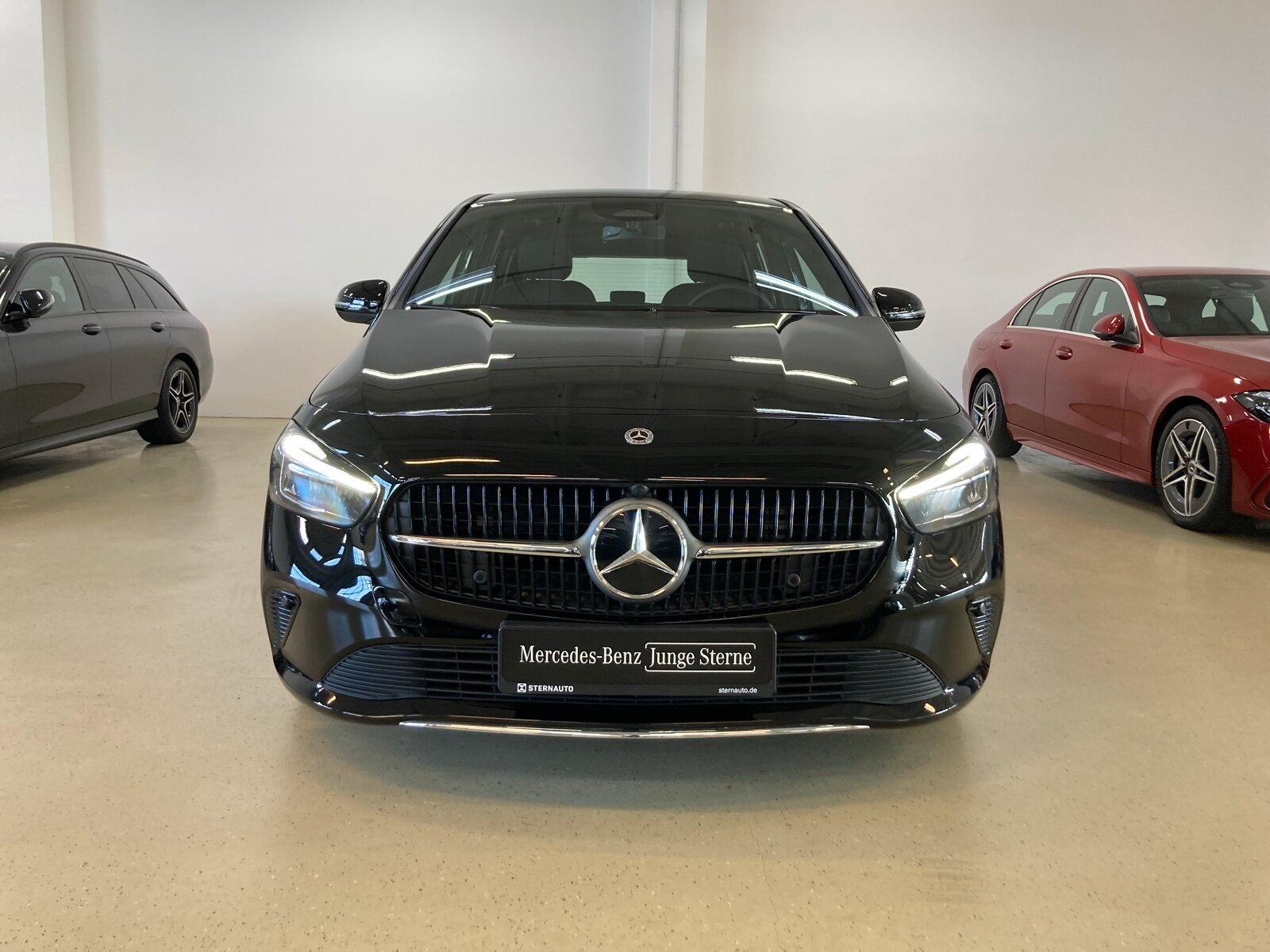 Mercedes-Benz B-Class Prog Distr MBUX RüCam Spur WinterP AHK, миниатюра 3