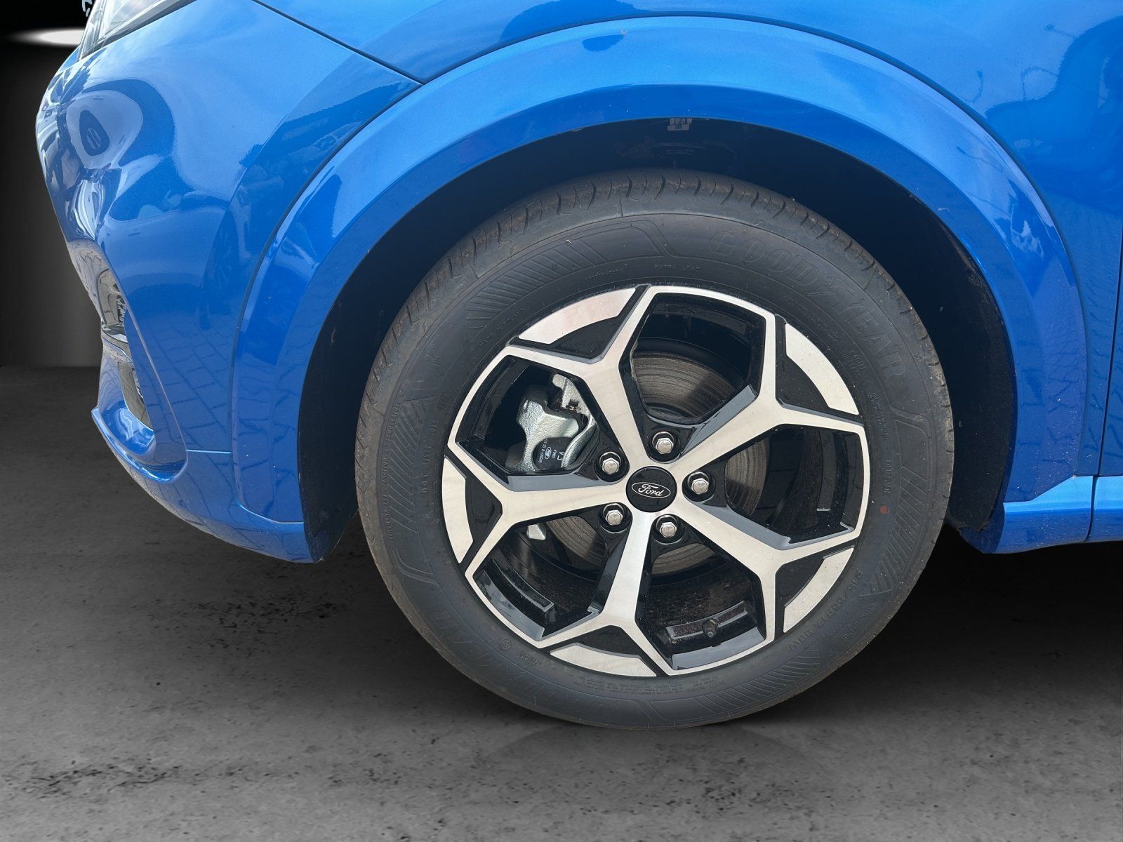 Fahrzeugabbildung Ford Ford Puma ST-Line MHEV