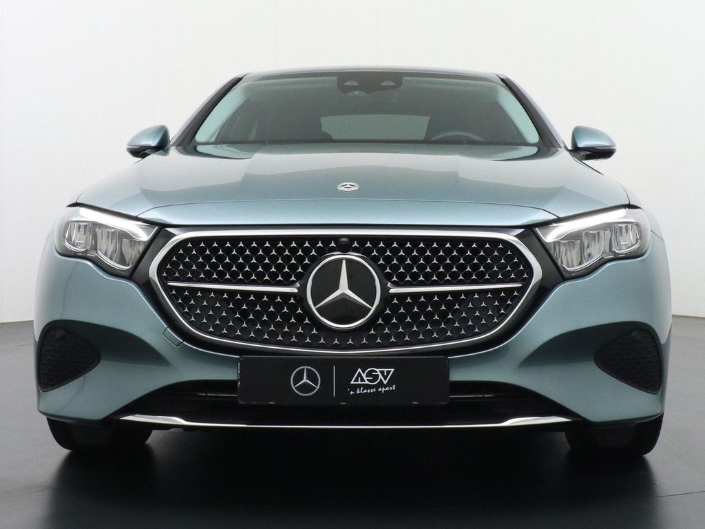 Mercedes-Benz E 300 e Luxury Line Rijassistentiepakket, Wegkla