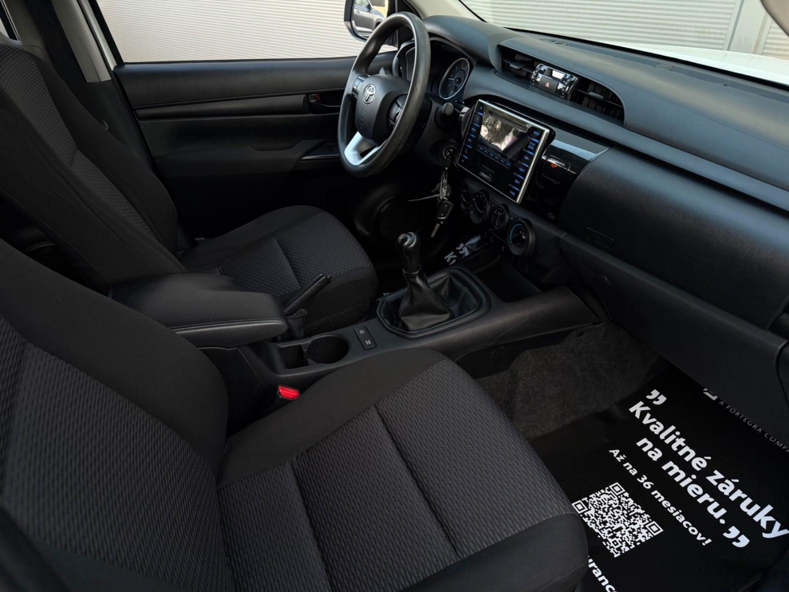Toyota Hilux Double Cabine 2.4D 150ch - TVA récupérable - 1 ère main - Carnet entretien