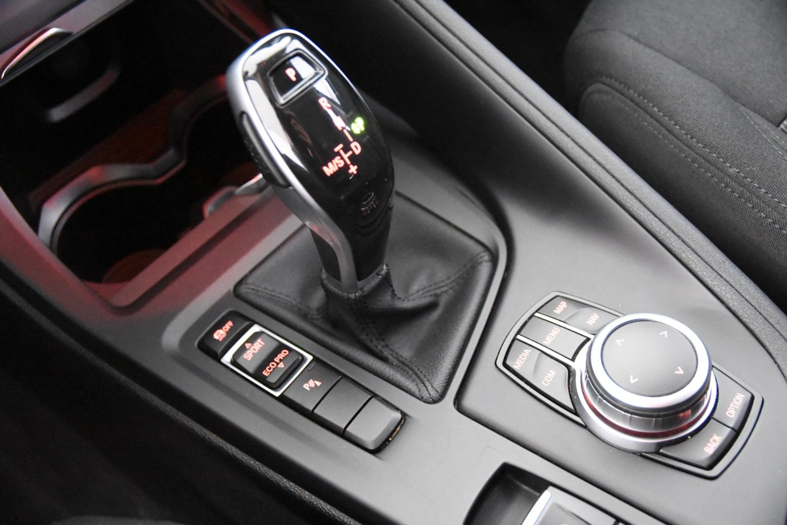 BMW X1 sDrive16d  *1.Hand*EHK*Park ass.*Navi* foto 20