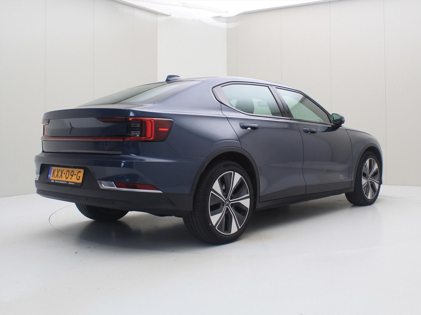 Polestar 2 Long Range Single motor 231PK 170kw 94% SoH [ imagem 2