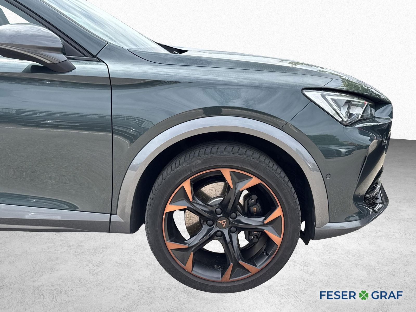 Cupra Formentor VZ 1.4 TSI e-Hybrid - PANORAMA - AHK - imagem 3