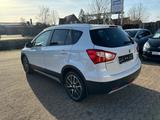 Suzuki SX4 S-Cross Comfort+ - Suzuki SX4: Limousine