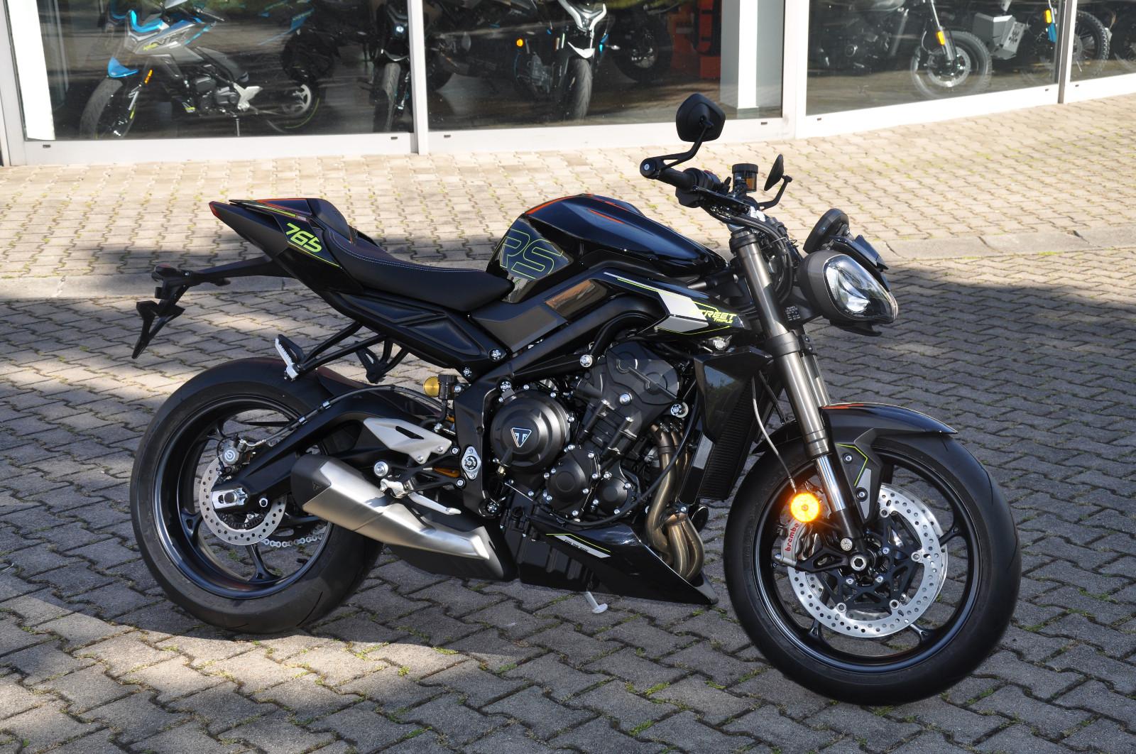 Triumph Street Triple RS  Aktion