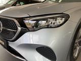 Mercedes-Benz E 220 d T AVANTGARDE ADV.+AHK+DISTR+KEYL+LED+FLA - Mercedes-Benz E 220: D