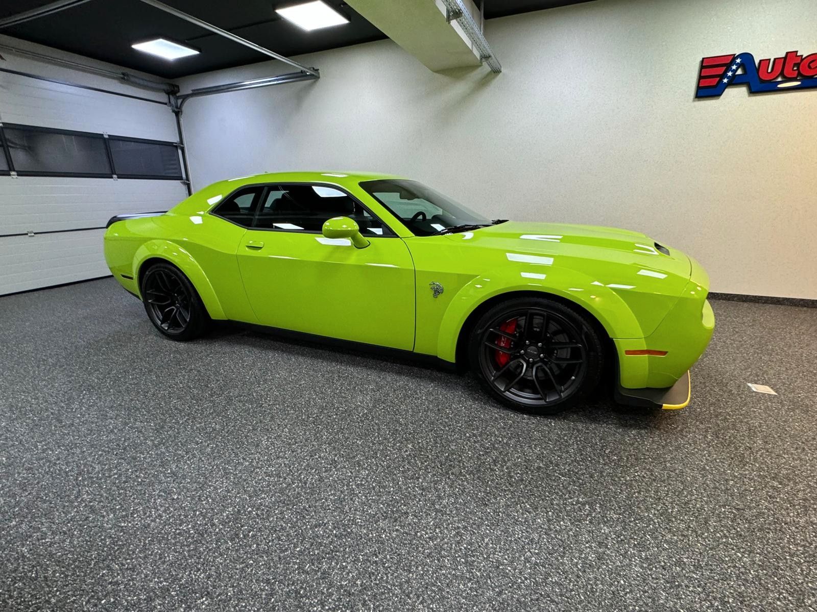 Fahrzeugabbildung Dodge HELLCAT JAILBREAK -LAST CALL-CARBON-FAHRWERK