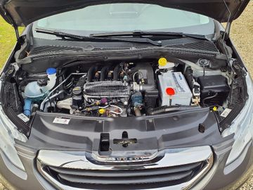 Bild 9 Peugeot 2008 1.2 Active - SHZG,PDC,KLIMA,T.OMAT