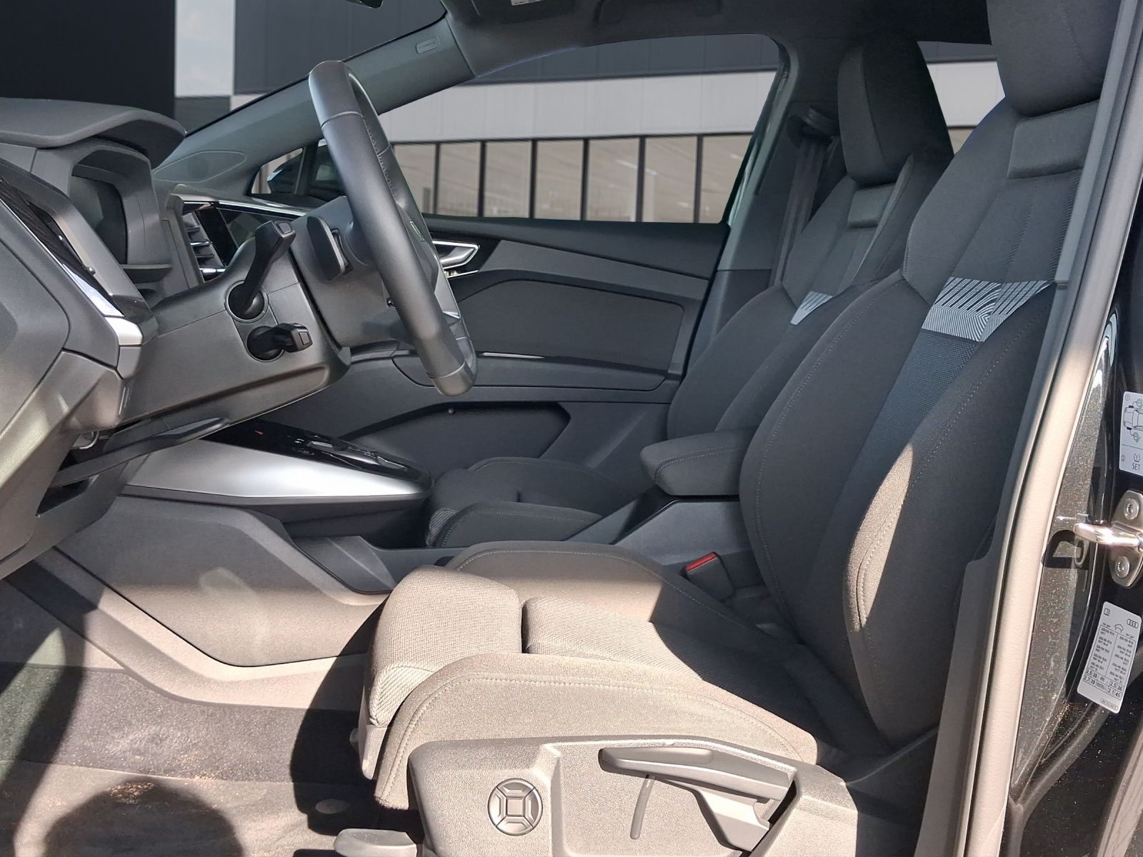 Audi Q4 e-tron 40 e-tron S line Pano Matrix RFK SHZ A foto 5